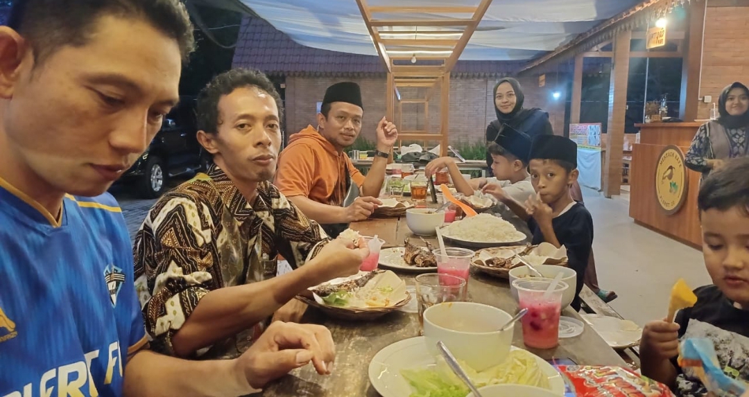 Rapat Koordinasi dan Evaluasi SID